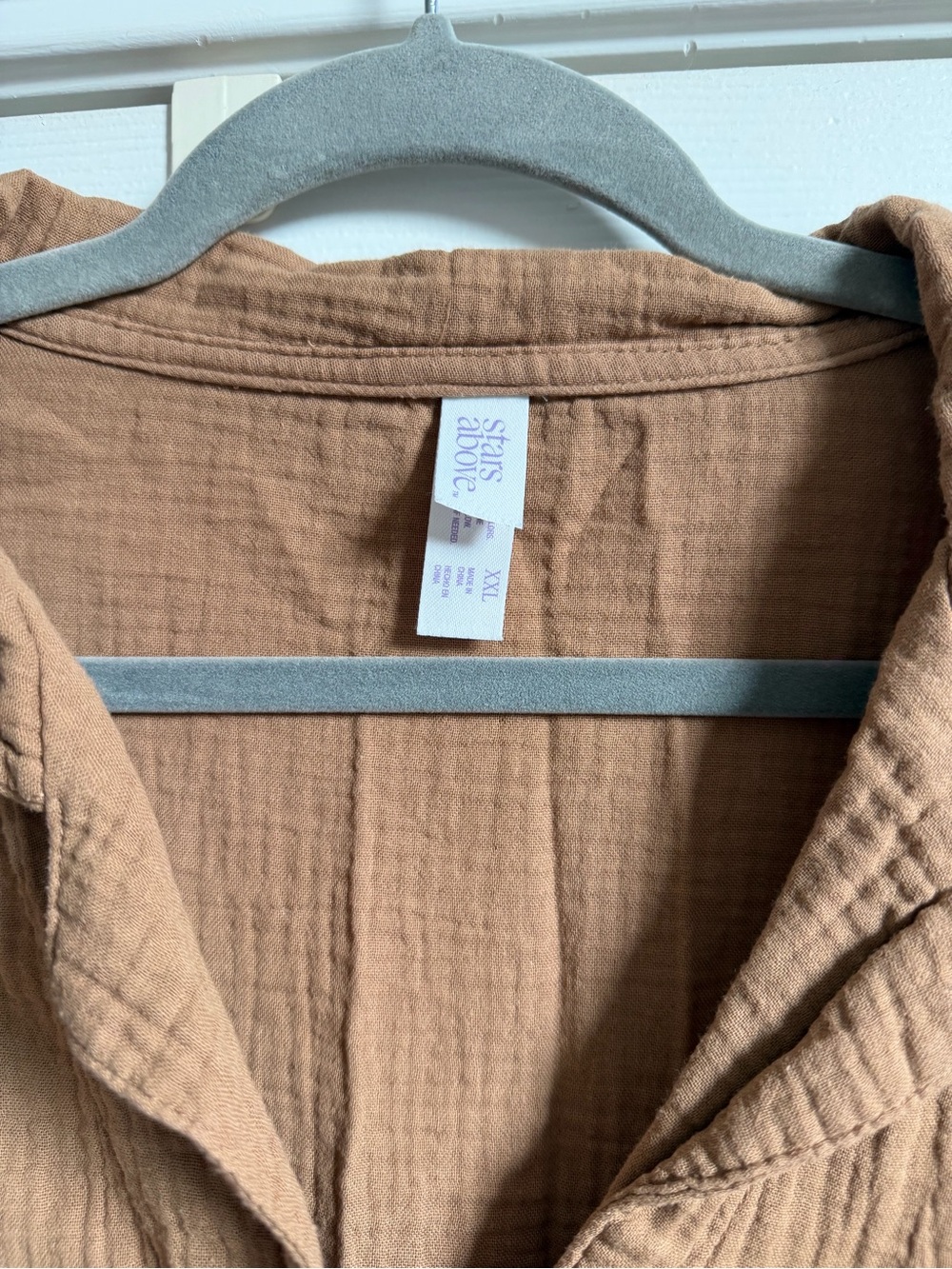 Linen Top - Picture 2 of 2